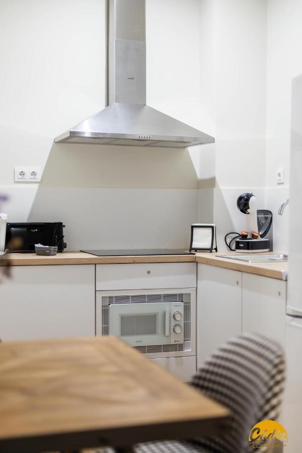 Writer'S Home By Cadiz Time ภายนอก รูปภาพ